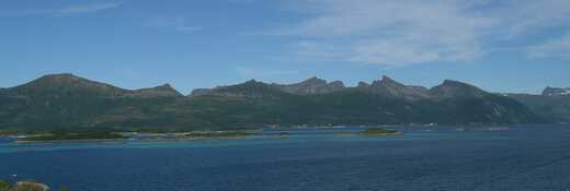 Senja (foto: WikiCommons: Chmee2 GPL) Senja (foto: WikiCommons: Chmee2 GPL)